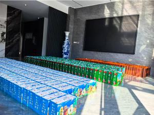 一份中秋禮，傳遞公司愛(ài)。